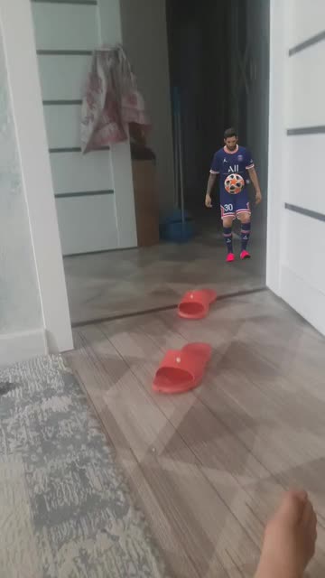 Preview for a Spotlight video that uses the leo messi psg Lens