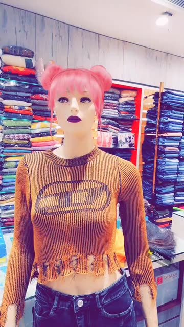 Preview for a Spotlight video that uses the Pink Bun's Hairstyle Lens