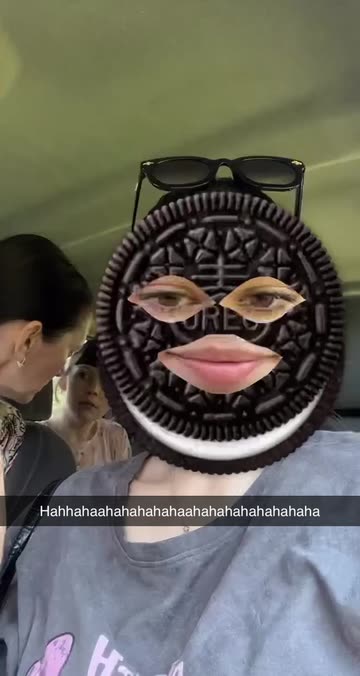 Preview for a Spotlight video that uses the Oreo Lens