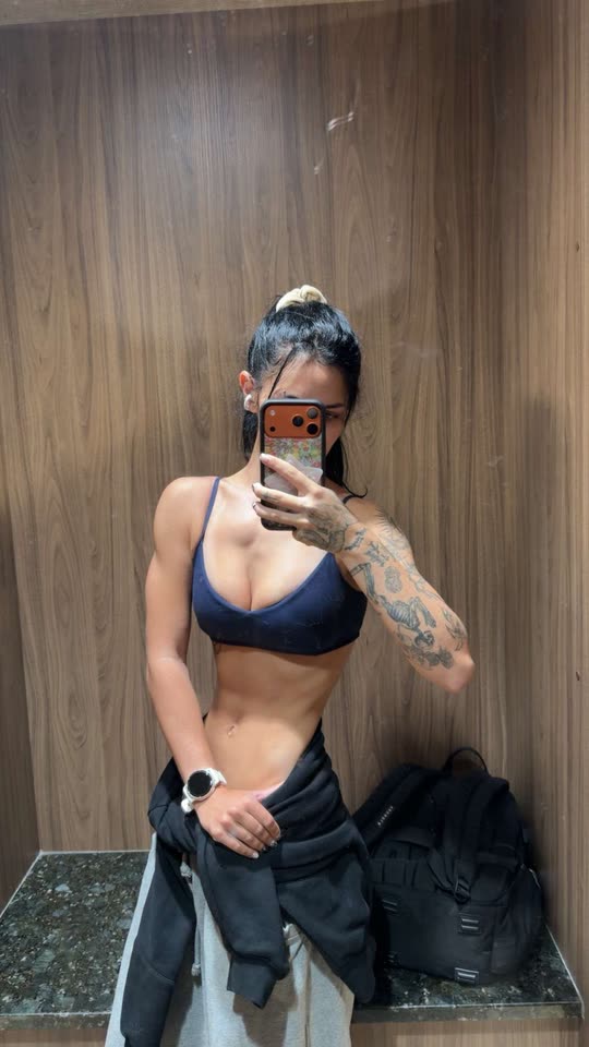 carlyjoy.b