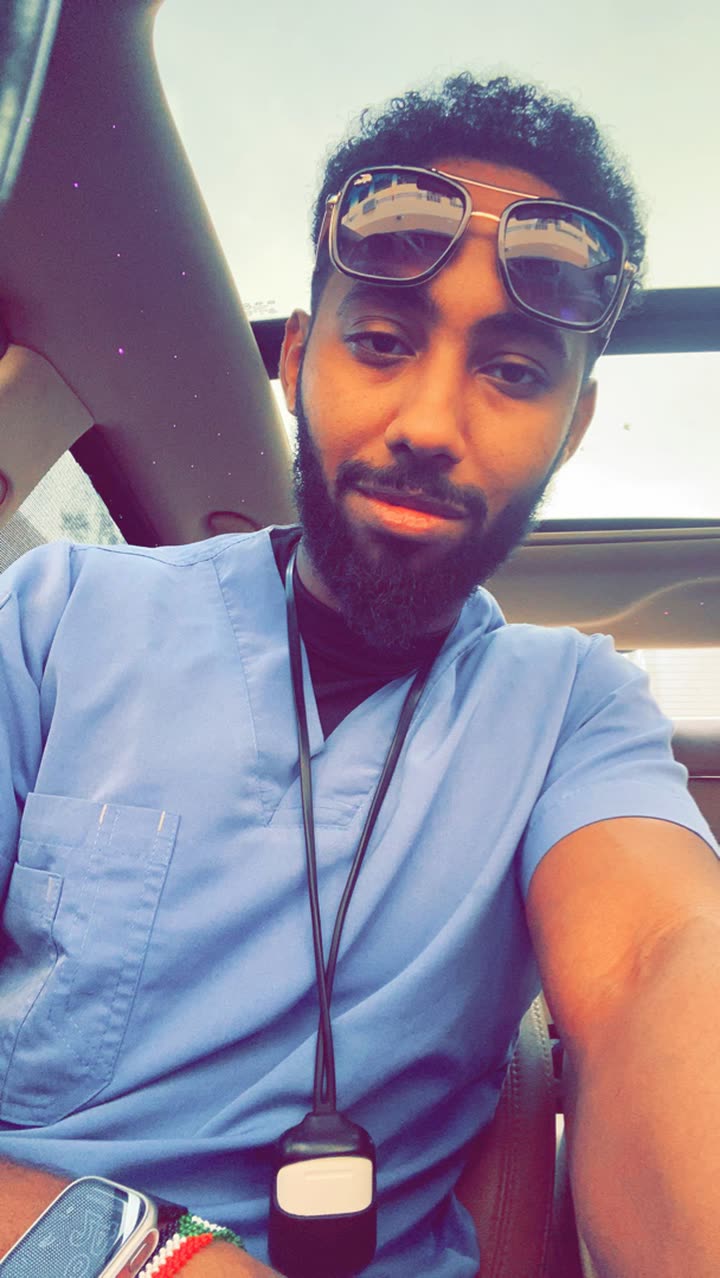 محتوى سناب شات لـ Dr.Yahya Adel 🩺 💛🖤
