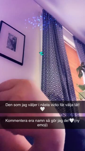 Preview for a Spotlight video that uses the Fingerspell Username Lens