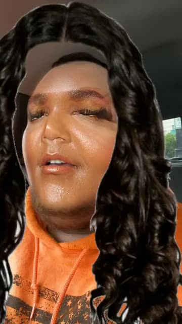 Preview for a Spotlight video that uses the lIZZO Lens