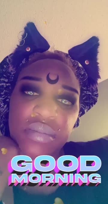 Preview for a Spotlight video that uses the Moon Kitten Lens