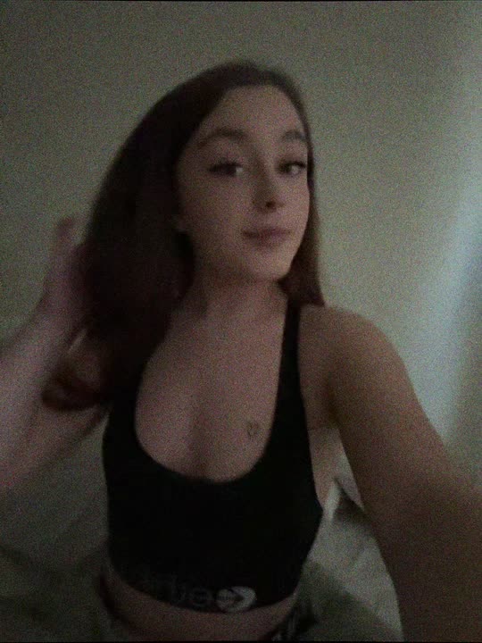 alaina_elliss