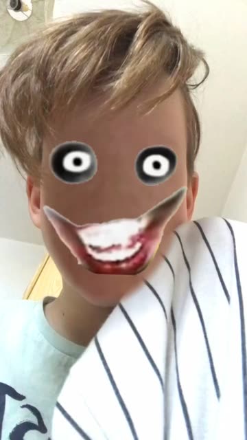 Preview for a Spotlight video that uses the Bluff Face Lens