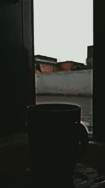 Preview for a Spotlight video that uses the HDR 4 BUTTON Lens