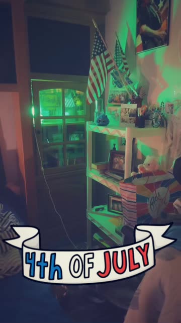 Preview for a Spotlight video that uses the Fourth of july Lens