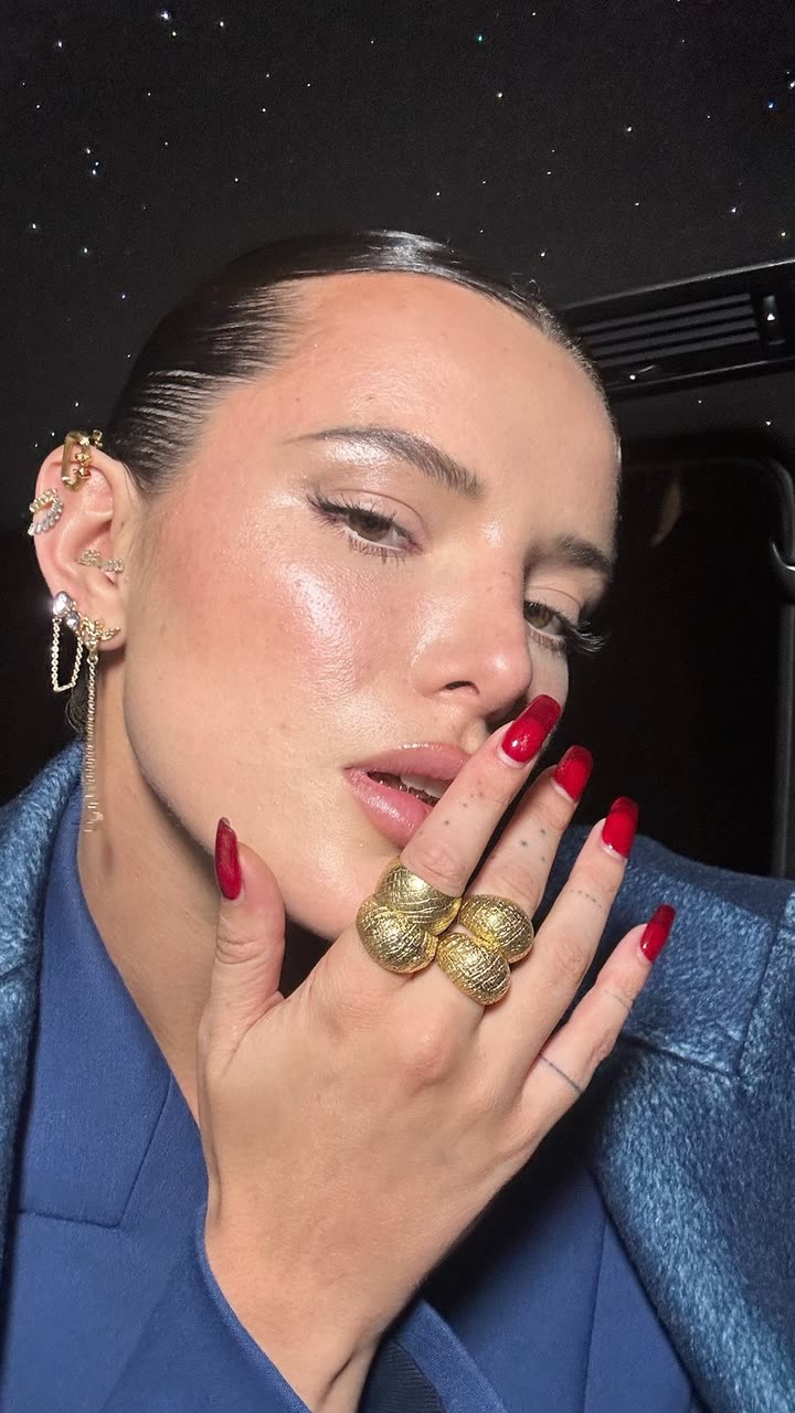 محتوى سناب شات لـ Bella Thorne