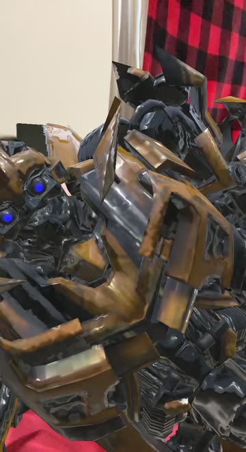 Preview for a Spotlight video that uses the I-AM-BUMBLEBEE Lens