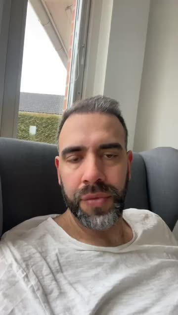 Preview for a Spotlight video that uses the Big Lips Lens