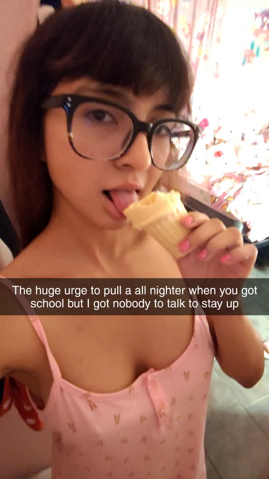 awtinylatina