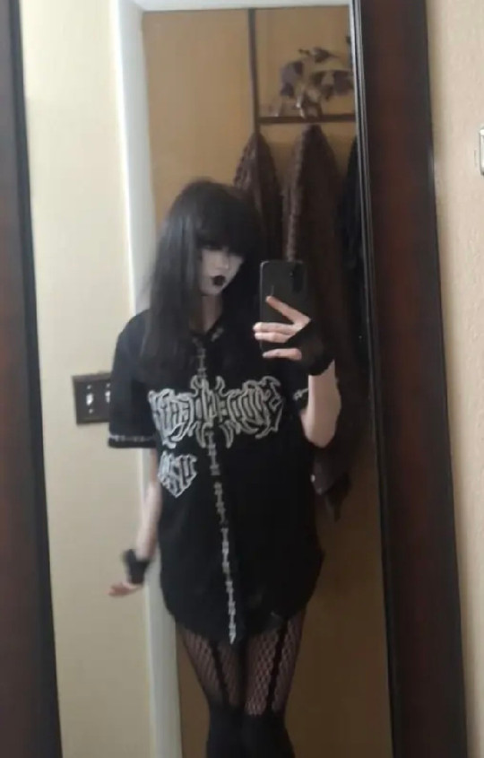 graveyardkitti