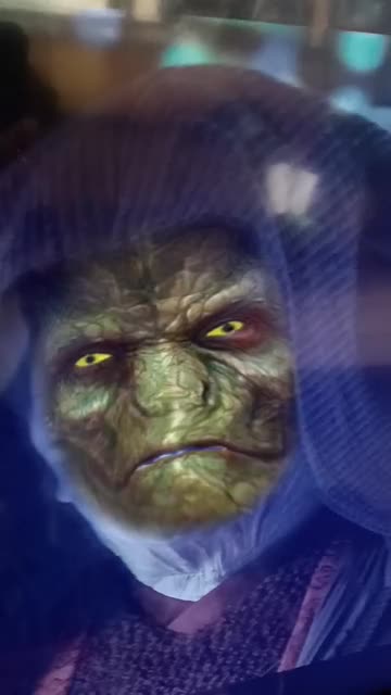 Preview for a Spotlight video that uses the lizard Lens