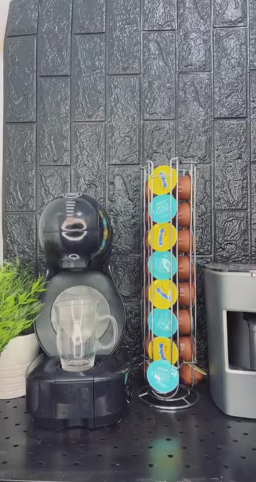 Preview for a Spotlight video that uses the Fanr Lens
