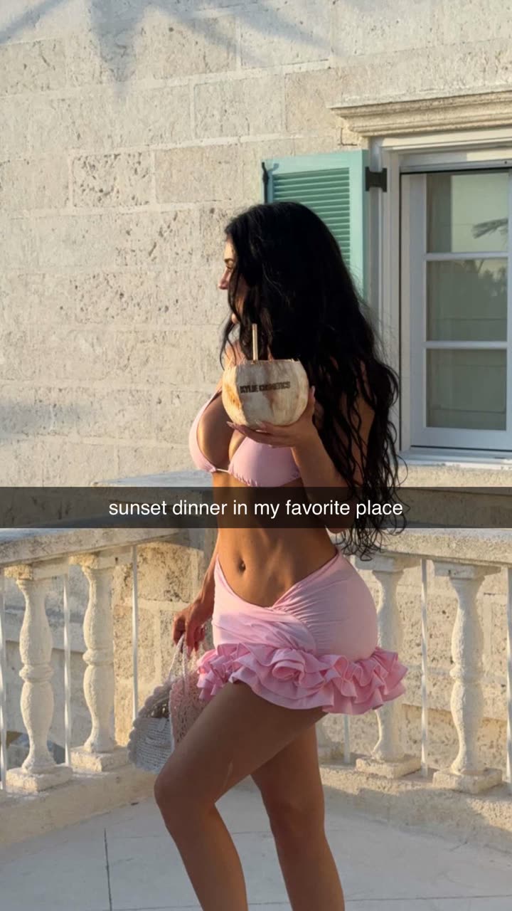 محتوى سناب شات لـ King Kylie 👑