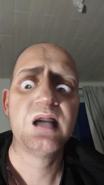 Preview for a Spotlight video that uses the Speechless Lens
