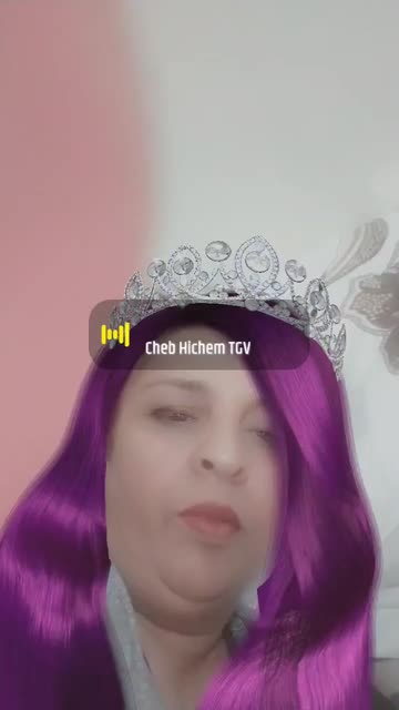 Preview for a Spotlight video that uses the Purple Hairstyle Lens