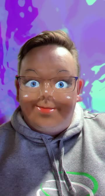 Preview for a Spotlight video that uses the TRACER-DOLL Lens