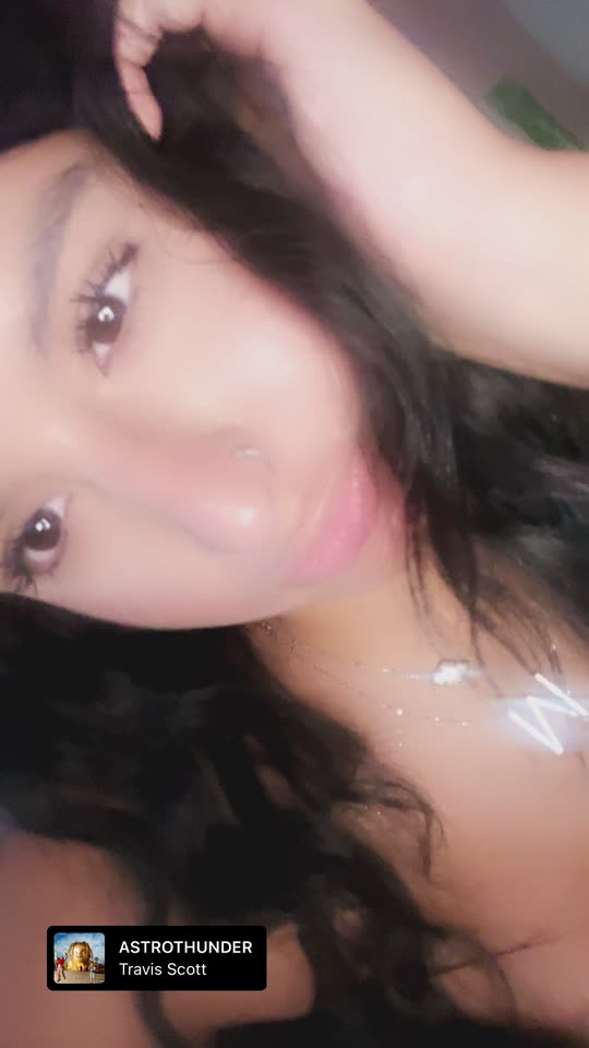 mmm.arianaa