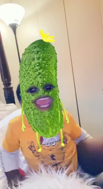 Preview for a Spotlight video that uses the Cucumber Lens