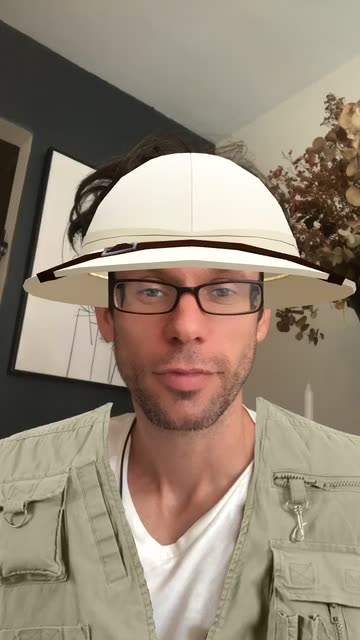 Preview for a Spotlight video that uses the Safari Hat Lens