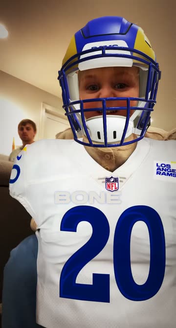 How to Try on the LA Rams' New Uniforms with Snapchat AR