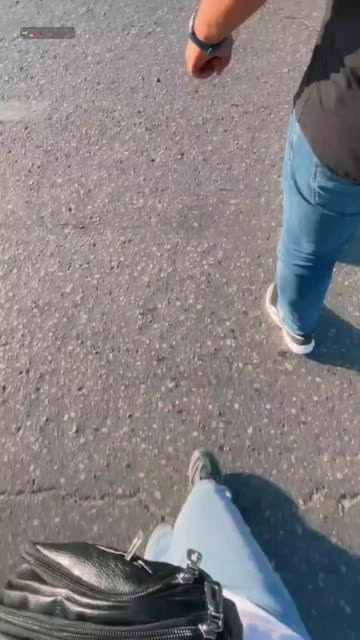 Preview for a Spotlight video that uses the halal Lens