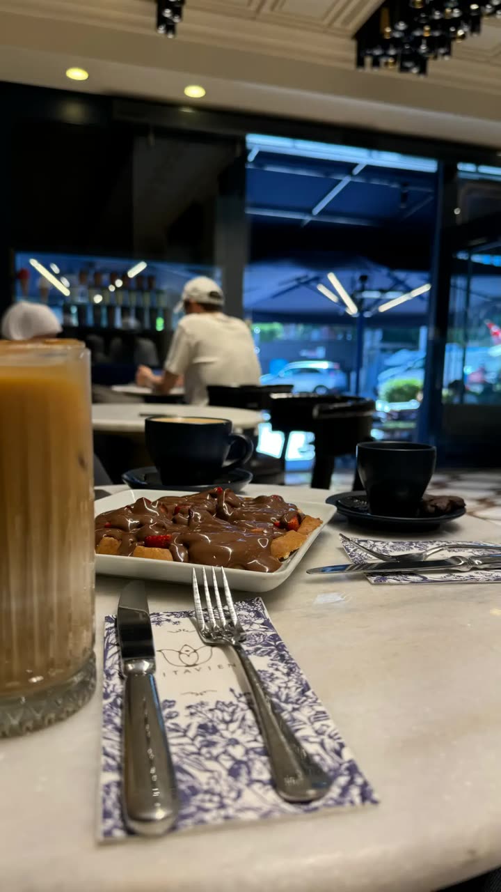 محتوى سناب شات لـ BY . FAY | C H Â L E