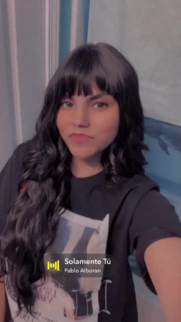 Preview for a Spotlight video that uses the Grain Airy Lens