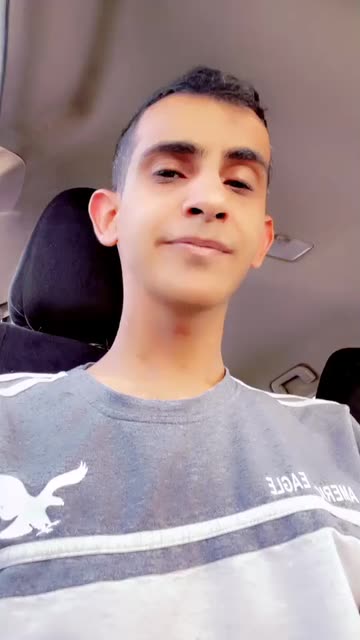 Preview for a Spotlight video that uses the No Beard Lens