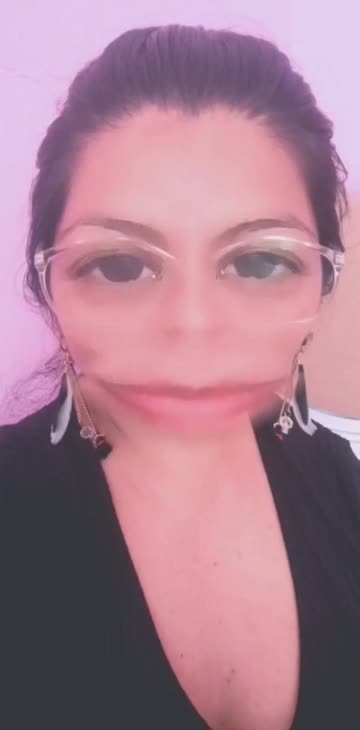 Preview for a Spotlight video that uses the Big Mouth Big Eyes Lens