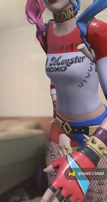 Preview for a Spotlight video that uses the Queen Lens