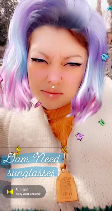 Preview for a Spotlight video that uses the Butterfly Look Lens
