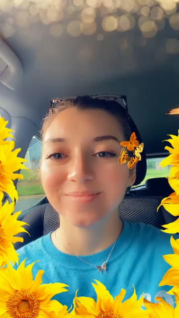 Preview for a Spotlight video that uses the Sunflower Frame Lens