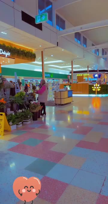 Preview for a Spotlight video that uses the teal vibes Lens