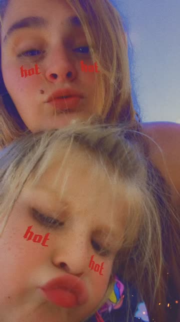Preview for a Spotlight video that uses the Hot Cheeks Lens