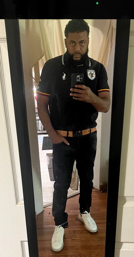 Ramon Johnson(@youngjimjones) | เรื่องราว Snapchat ตลอดจน Spotlight และ ...