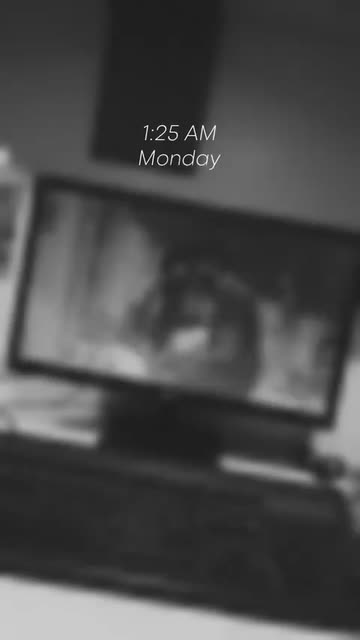 Preview for a Spotlight video that uses the blur effect Lens