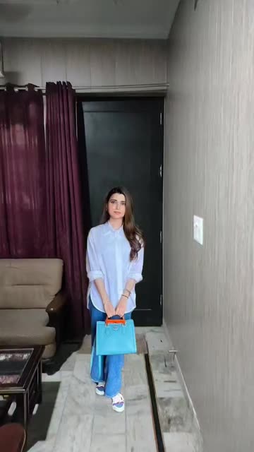 Preview for a Spotlight video that uses the Nimrat Khaira Lens
