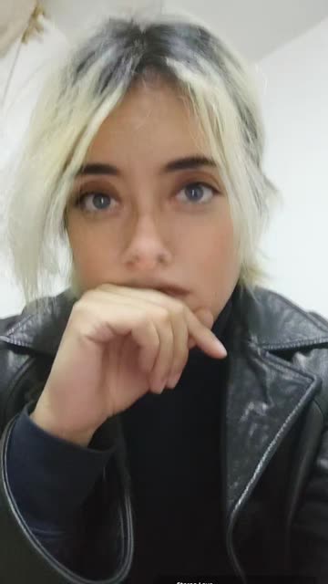 Preview for a Spotlight video that uses the Light Eyes  Lens