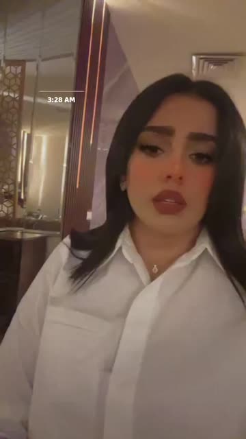 Preview for a Spotlight video that uses the Dove Lens