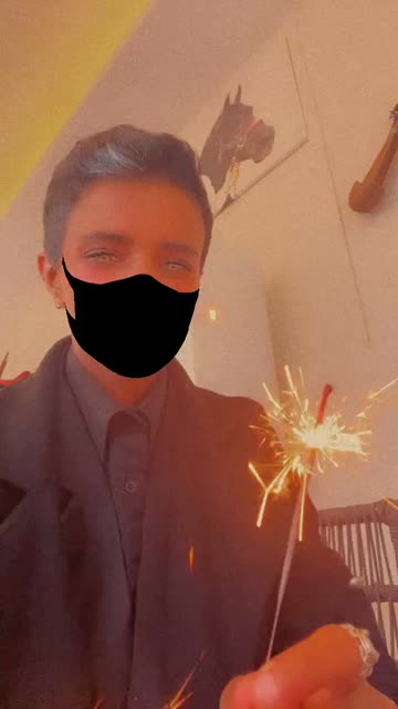 Preview for a Spotlight video that uses the Black Mask Lens