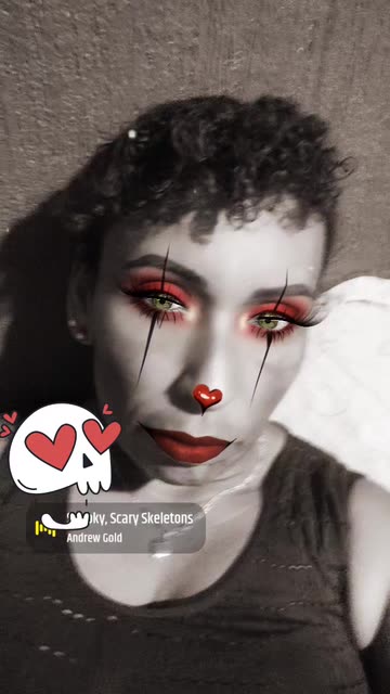 Preview for a Spotlight video that uses the clown Lens