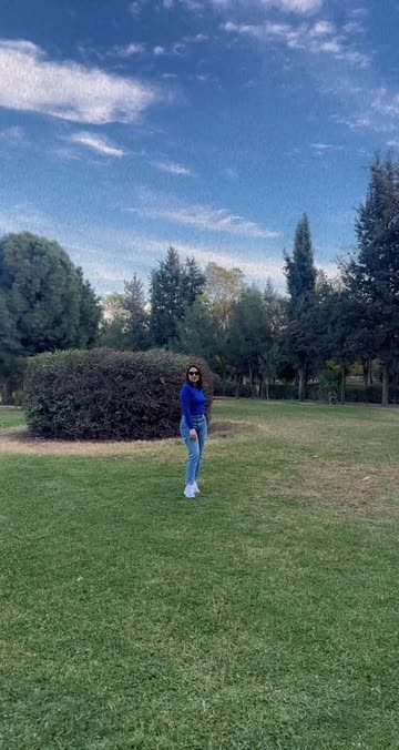 Preview for a Spotlight video that uses the tamara nadeem7 Lens