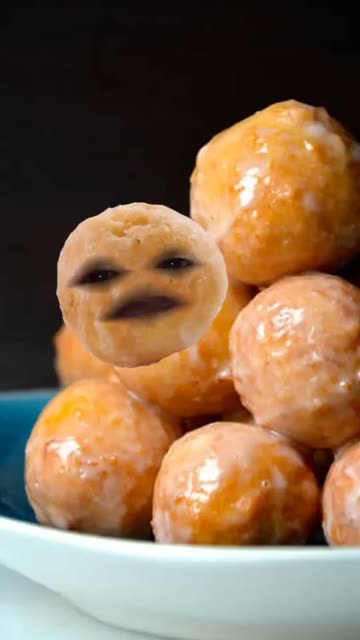 Preview for a Spotlight video that uses the donut bites Lens