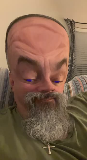 Preview for a Spotlight video that uses the Megamind Lens