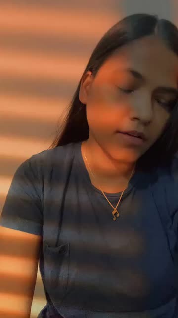 Preview for a Spotlight video that uses the SUN SHADOW Lens