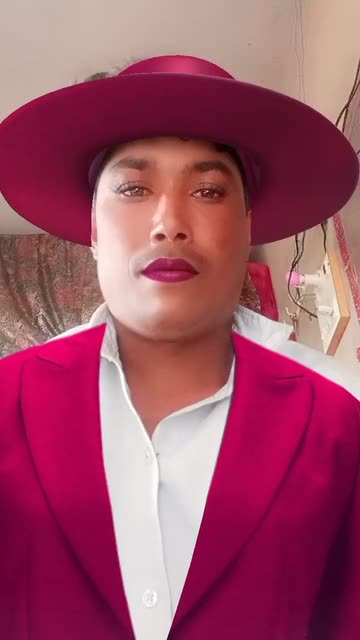 Preview for a Spotlight video that uses the Glam Pink Look  Lens