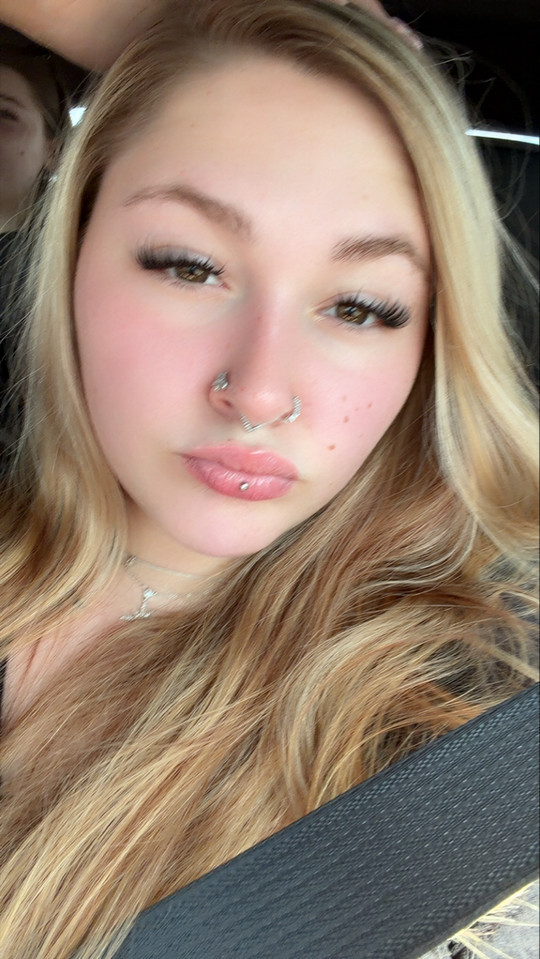 pretty_em1216